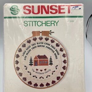 VTG SUNSET Stitchery Kit CHRISTMAS BLESSING #2105 by Linda Gillam - estate sale